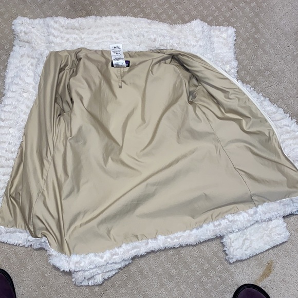 Patagonia Pleage Cream Jacket - Picture 9 of 10